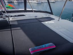 Lagoon 46 in Athens / Alimos Marina thumbnail 30