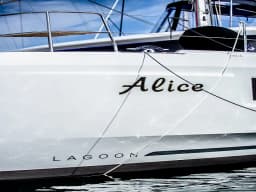 Lagoon 46 in Athens / Alimos Marina thumbnail 33