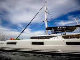 Lagoon 46 in Athens / Alimos Marina thumbnail 35