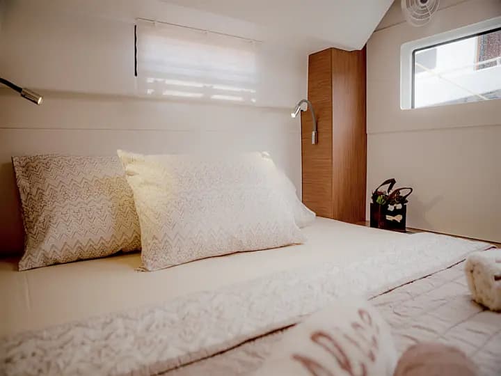Lagoon 46 in Athens / Alimos Marina - Photo 5