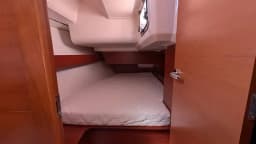 Dufour 375 Grand Large in Saint-Quay-Portrieux / Port d'Armor thumbnail 10