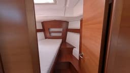 Dufour 375 Grand Large in Saint-Quay-Portrieux / Port d'Armor thumbnail 8