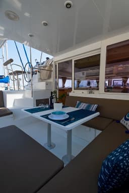 Lagoon 400 S2 in Volos / Port of Volos thumbnail 16