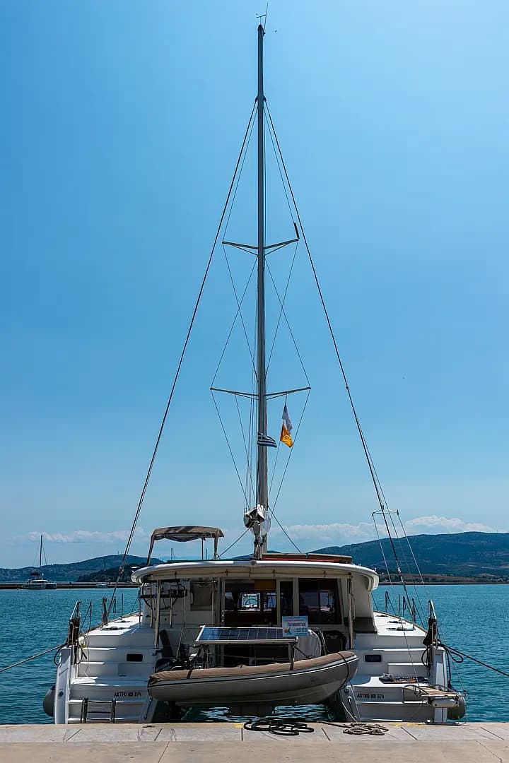Lagoon 400 S2 in Volos / Port of Volos - Photo 1