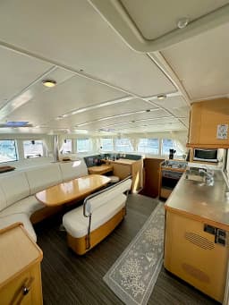 Lagoon 440 in Sardinia / Olbia / Marina Golfo Cugnana thumbnail 8