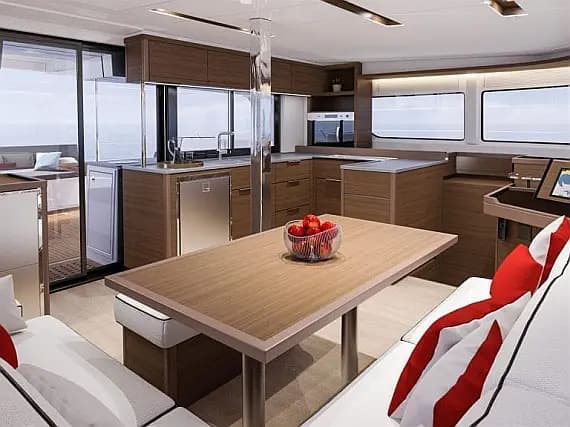 Lagoon 46 in Rome / Marina di Nettuno - Photo 3