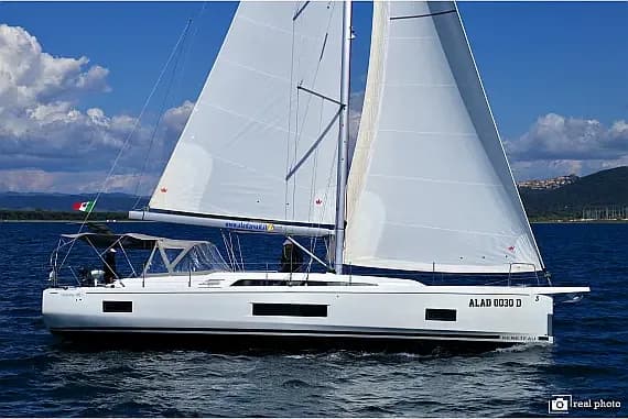 Oceanis 46.1 in Puntone / Marina di Scarlino - Photo 1