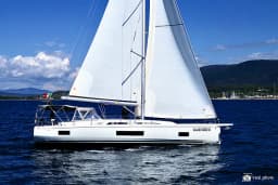Oceanis 46.1 in Puntone / Marina di Scarlino thumbnail 10