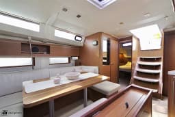 Oceanis 46.1 in Puntone / Marina di Scarlino thumbnail 7