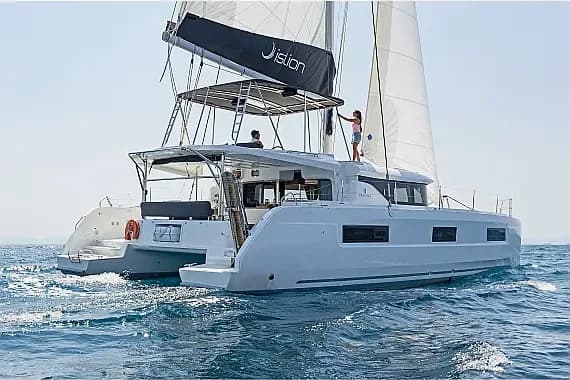 Lagoon 46 in Athens / Alimos Marina - image 1