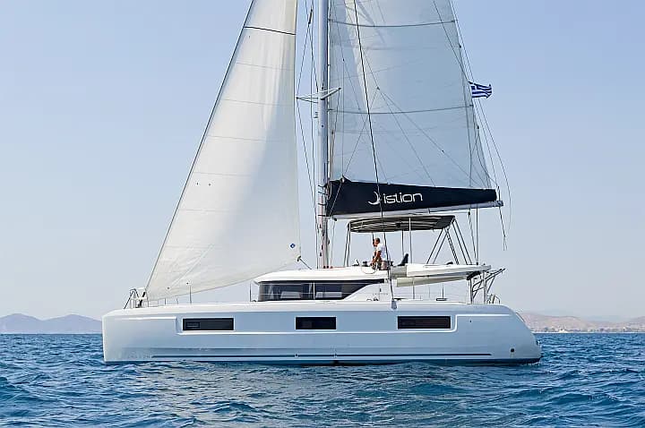 Lagoon 46 in Athens / Alimos Marina - Photo 4