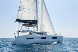 Lagoon 46 in Athens / Alimos Marina thumbnail 5