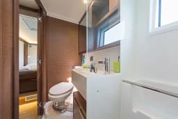 Lagoon 46 in Athens / Alimos Marina thumbnail 7