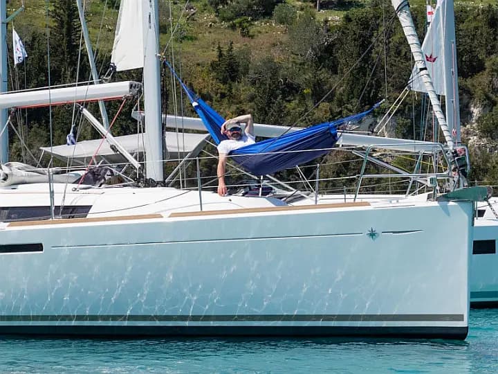 Sun Odyssey 389 in Corfu / Gouvia / D-Marin Marina Gouvia - Photo 5