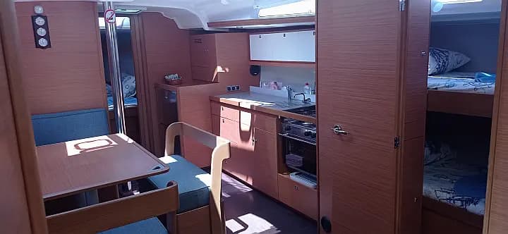 Dufour 430 in Marmaris / Adaköy Marina - Photo 4
