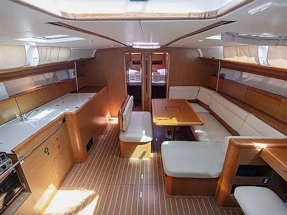 Sun Odyssey 49i in Seget Donji / Marina Baotić - Photo 3