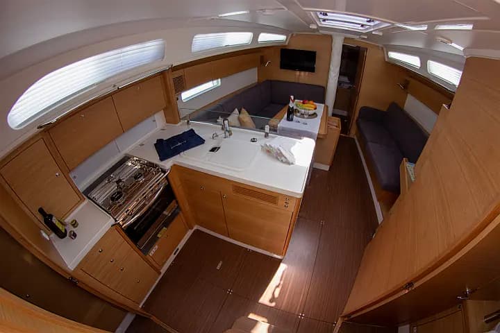 X 4-3 in Rogoznica / Marina Frapa - Photo 4