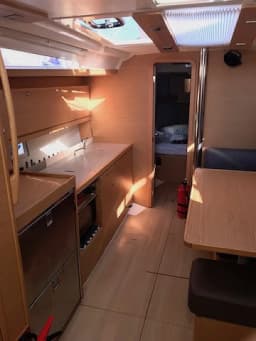Dufour 390 Grand Large in Athens / Alimos Marina thumbnail 8