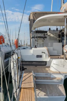 Lagoon 42 in Paros / Piso Livadi Port thumbnail 7