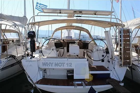 Dufour 412 Grand large in Lefkada / Port of Lefkas - Photo 1