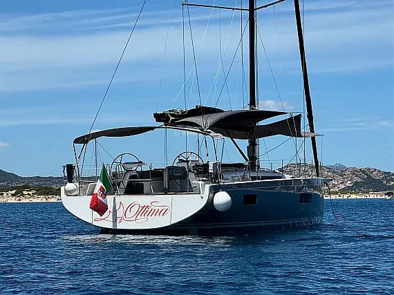 First 53 in Sardinia / Olbia / Marina di Olbia - Photo 1