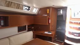 Oceanis 45 in Herceg Novi / Lazure Meljine Marina thumbnail 4