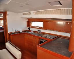 Oceanis 48 in Krk / Punat / Marina Punat thumbnail 9