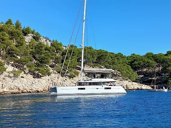 Lagoon 560 in Corsica / Ajaccio / Port Charles Ornano - Photo 1
