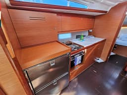 Dufour 390 Grand Large in Kaštel Gomilica / Marina Kaštela thumbnail 20