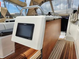 Dufour 390 Grand Large in Kaštel Gomilica / Marina Kaštela thumbnail 8