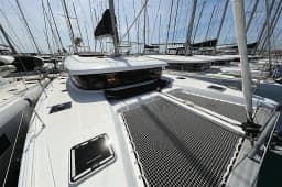 Lagoon 42 in Sukošan / D-Marin Dalmacija Marina thumbnail 10