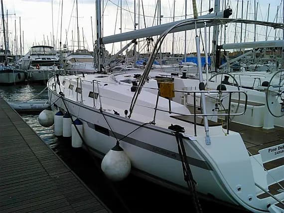 Bavaria Cruiser 45 in Trogir / ACI Marina Trogir - Photo 2