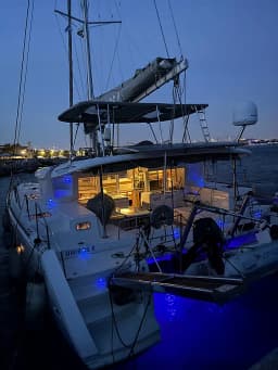 Lagoon 450 Fly in Athens / Alimos Marina thumbnail 10