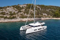 Dufour Catamaran 48 in Primošten / Marina Kremik thumbnail 7