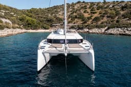 Dufour Catamaran 48 in Primošten / Marina Kremik thumbnail 8