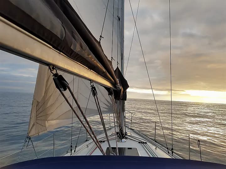 Bavaria 36 Cruiser in Hjellestad Marina - Photo 4