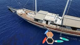 Luxury Sailing Yacht in Fethiye port thumbnail 11