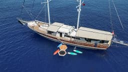 Luxury Sailing Yacht in Fethiye port thumbnail 12