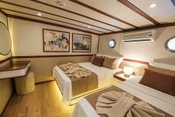 Luxury Sailing Yacht in Fethiye port thumbnail 25