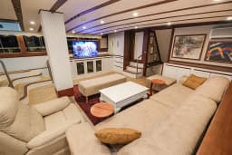 Luxury Sailing Yacht in Fethiye port thumbnail 33
