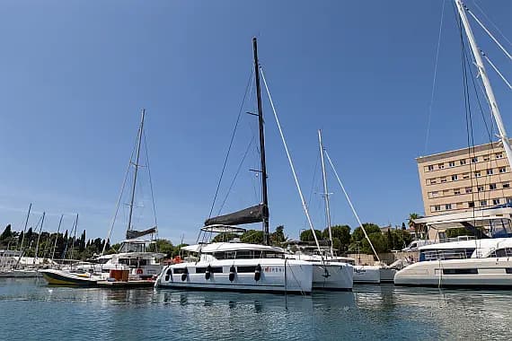 Lagoon 51 in Rogoznica / Marina Frapa - Photo 1