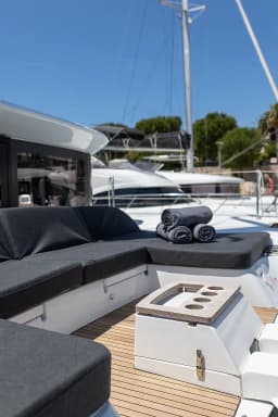 Lagoon 51 in Rogoznica / Marina Frapa thumbnail 25
