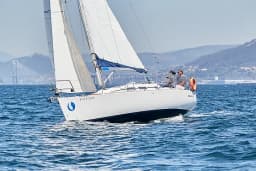 Elan 31 in Vigo / Real Club Nautico de Vigo thumbnail 9