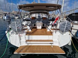 Oceanis 51.1 in Sardinia / Cagliari / Marina di Cagliari thumbnail 10