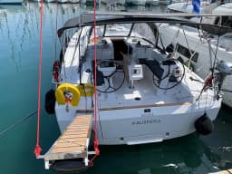 Bavaria C42 in Athens / Alimos Marina thumbnail 6