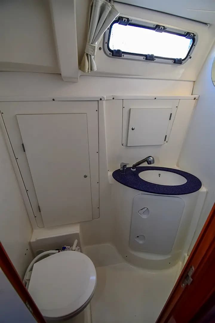 Cyclades 43.4 in Marmaris Yacht Marina - Photo 4