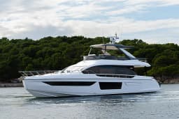 Azimut 68E in Šibenik / D-Marin Marina Mandalina thumbnail 12