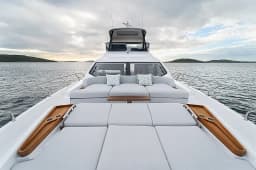 Azimut 68E in Šibenik / D-Marin Marina Mandalina thumbnail 46