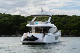 Azimut 68E in Šibenik / D-Marin Marina Mandalina thumbnail 7
