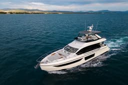 Azimut 68E in Šibenik / D-Marin Marina Mandalina thumbnail 95